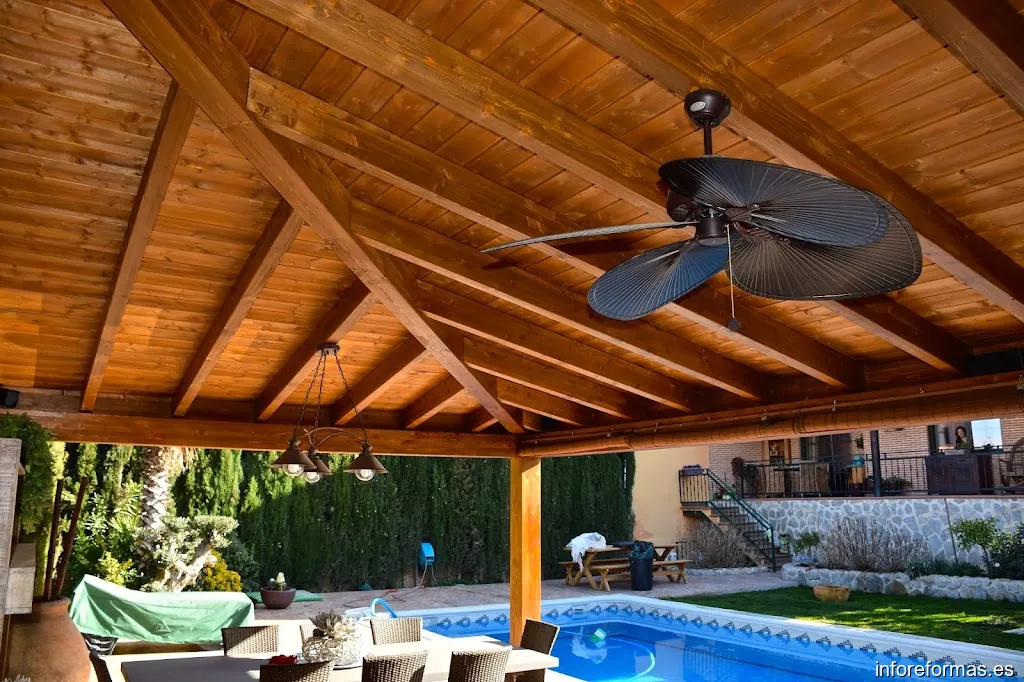 Porches y Pergolas de madera ITALPERGOLA