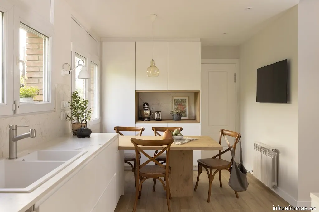 Interiores KmZero - Diseño de Cocinas y Reformas Integrales Maresma