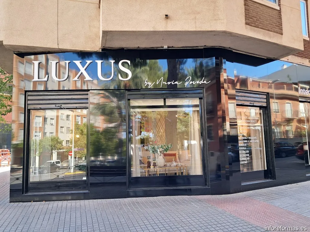 LUXUS by Nuria Poveda