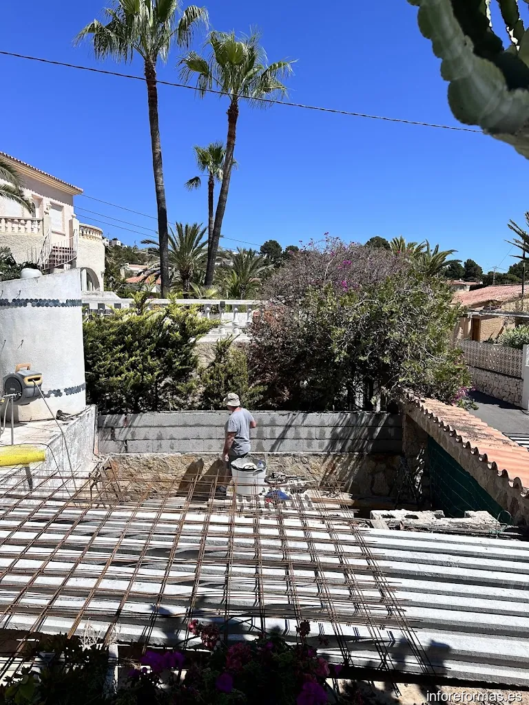 Grupo Saltuska / Constructions & Renovations