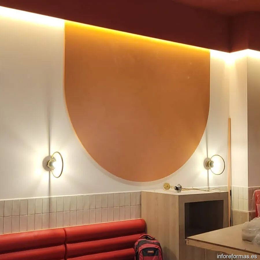 Asociados J Y E Manos A La Obra España S.L.