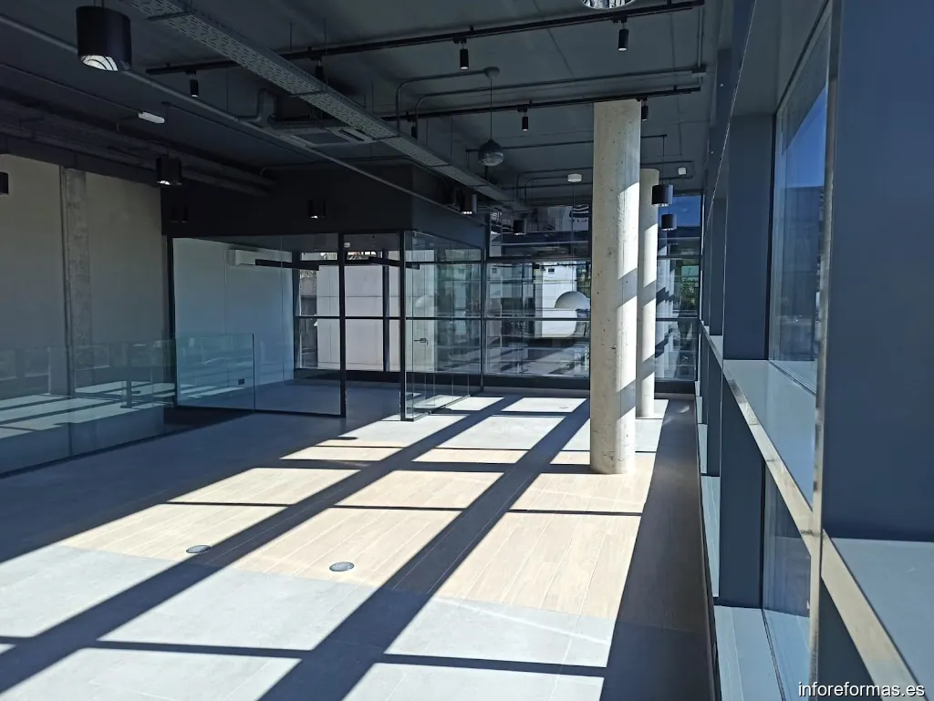 EDCM Proyectos y Obras S.L.