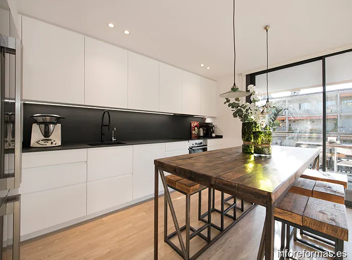 LLACH servicios y reformas integrales.