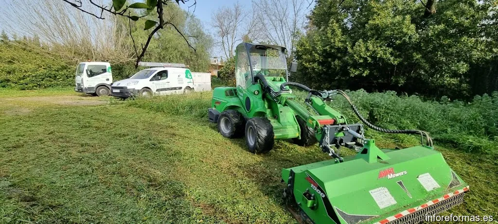 Empresa de Jardinería 𝗝𝗮𝗿𝗱𝗶𝗻𝗲𝘀 𝘆 𝗣𝗮𝗶𝘀𝗮𝗷𝗲𝘀 - Jardinero - Poda - Tala - Desbroce