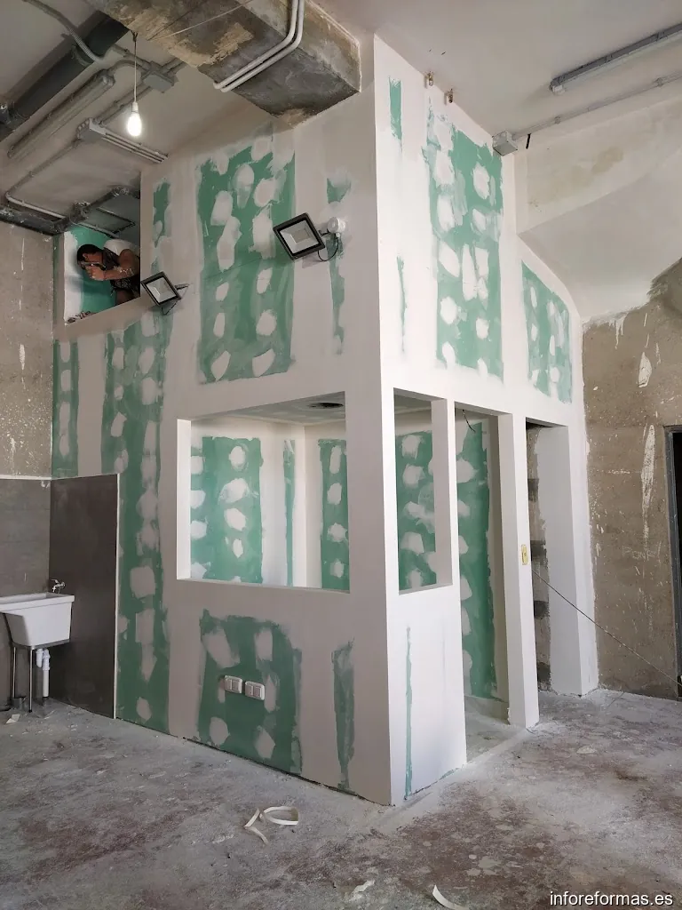 AGH Técnicas de la construcción