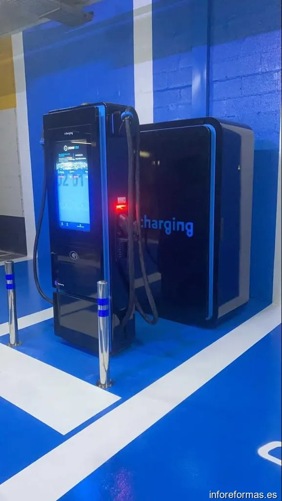 Greenvoltio | Instalación de Puntos de Recarga VE y Placas Solares