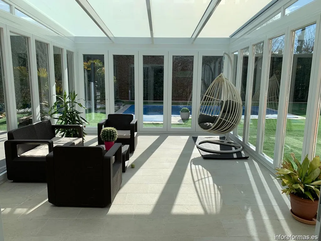 Ventanas y Cerramientos Decoraciones Campos S.L.