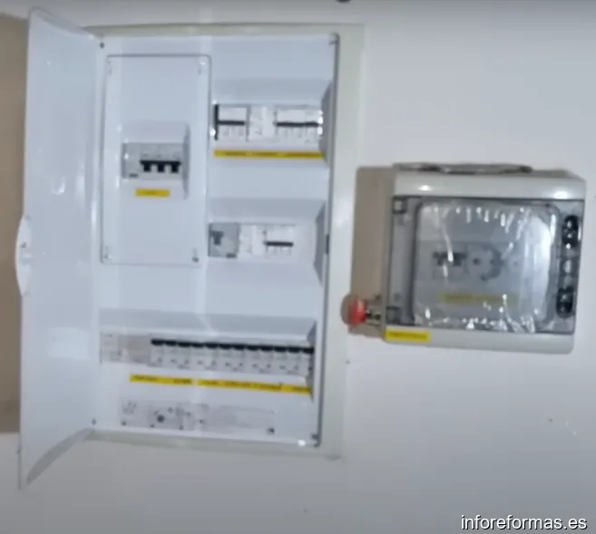 Electricista Fontanero Cerrajero PLAD Multiservicios 24Hs