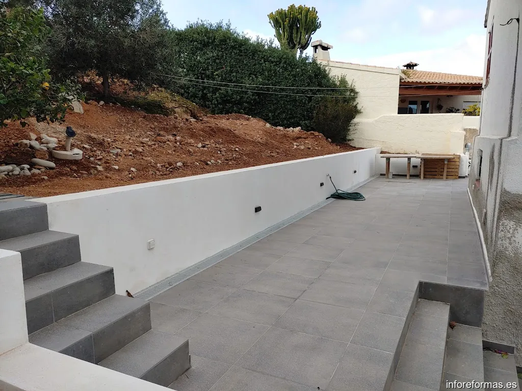 Live Up Building Services