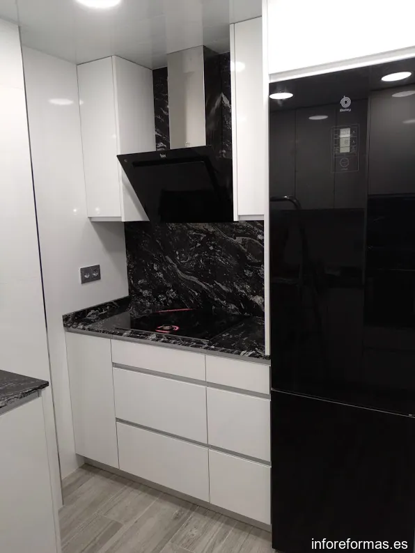 Reform House. Al Servicio del Hogar (Sant Boi de Llobregat)