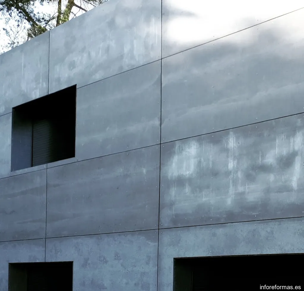 CONSTRUCCIONS D'ALUMINI I CRISTALLERIES J.SIBINA, S.L