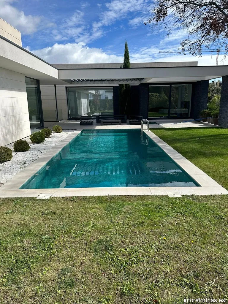 Yake Piscinas Y Reformas