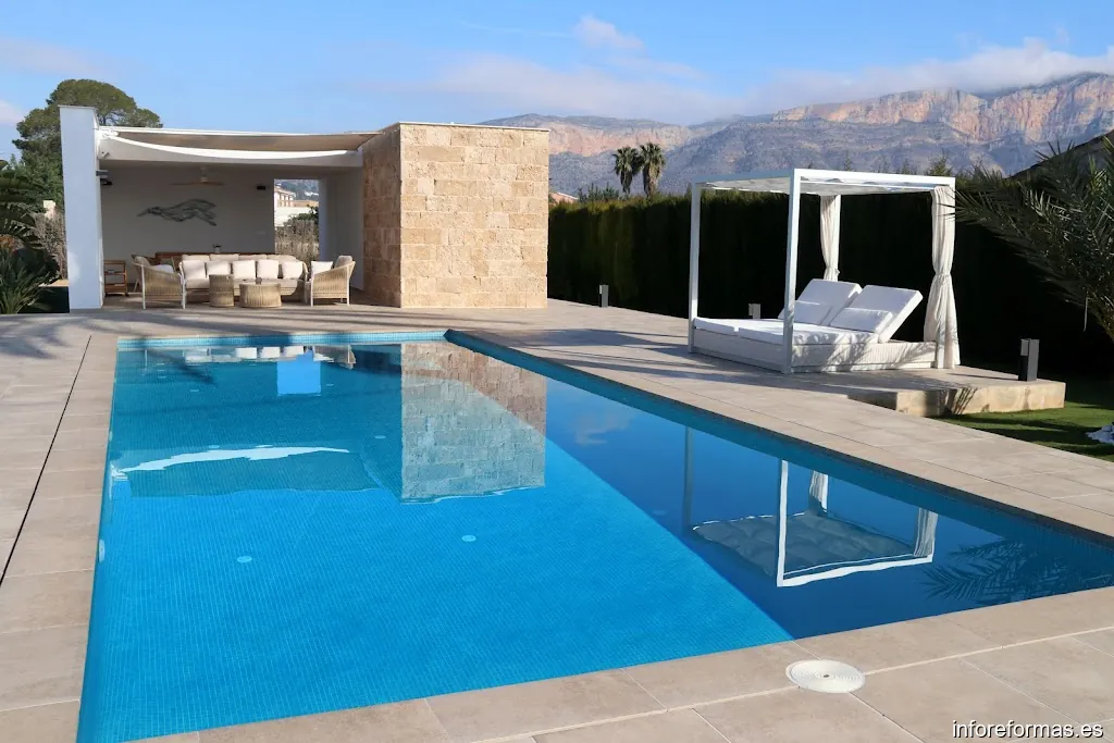 CONSTRUCCIONES BELPOOLS SL