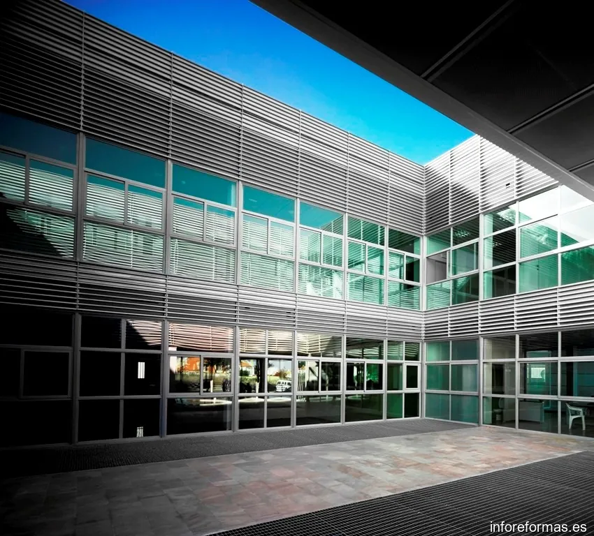 Indusnave SL. Proyectos, Construcciones y Reformas