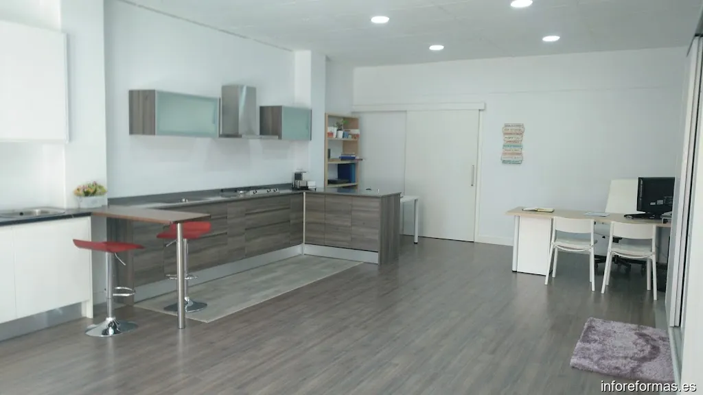 CONSTRUCCIONES Y REFORMAS ALCAÑIZ
