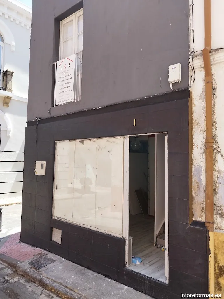 L&R reformas general de vivienda y solados y alicatados