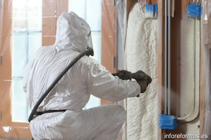 Construcciones y aislamientos HLV - Aislamiento térmico - Espuma de poliuretano - En Cuenca y Valencia
