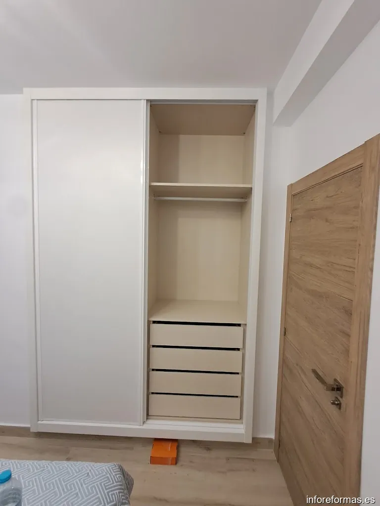 Hijos de Ramón García Carboneras, Armarios y Cocinas