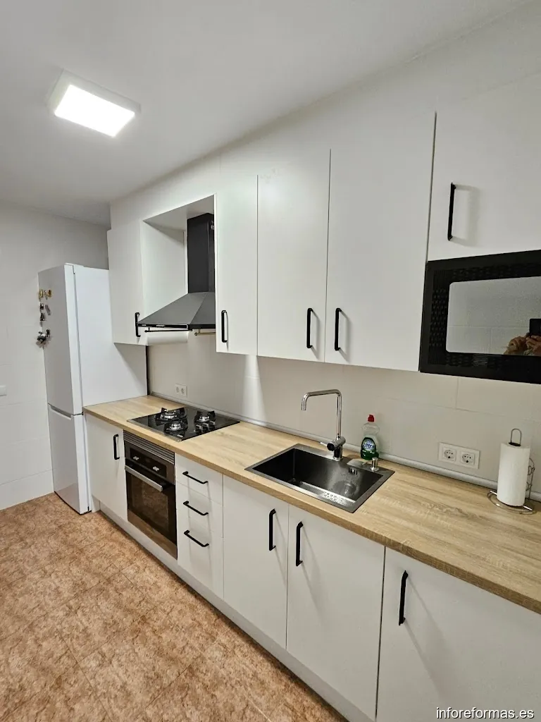 Group Leo - Construcciones y reparaciones de tejados