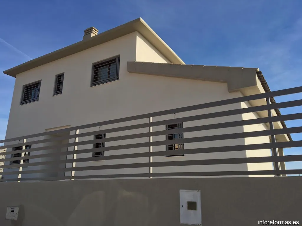 Construcciones Hermanos Palomares S.A.