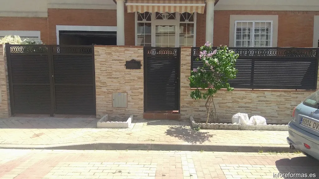 Construcciones y Reformas LCA