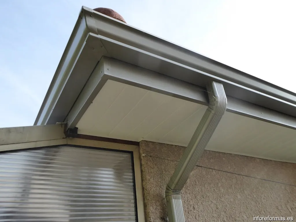 CANALCO: instalación y reparación de canalones.