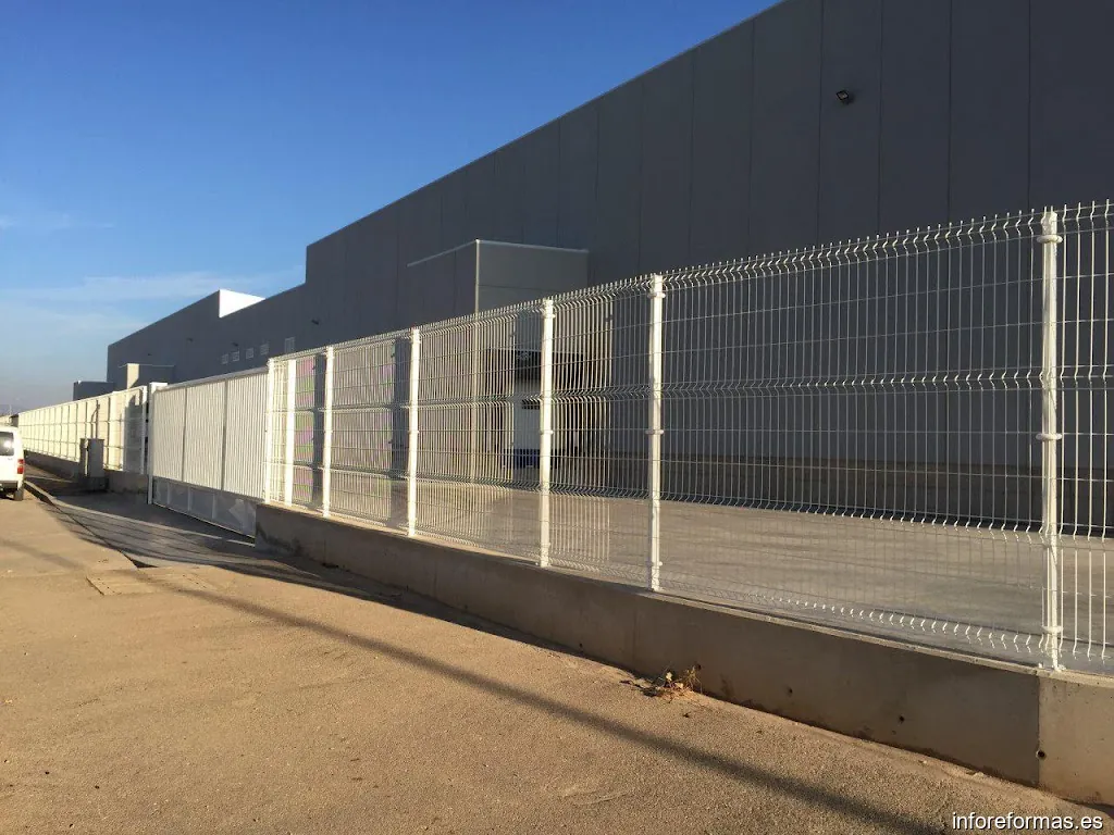 Cerramientos Metálicos Montes Fafer S.L.