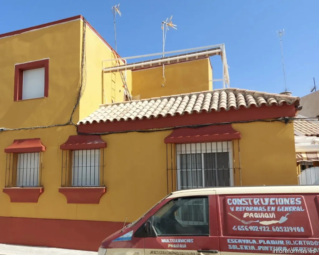 CONSTRUCCIÓN Y REFORMAS PAQUIQUI