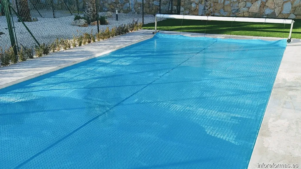 🥇 Mantenimiento de piscinas en Torrevieja | Neptune Pools