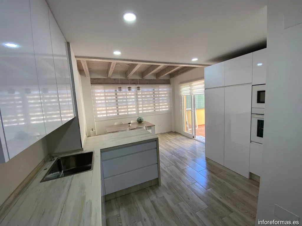 EL ALMACÉN HIJOS DE SUVIRI