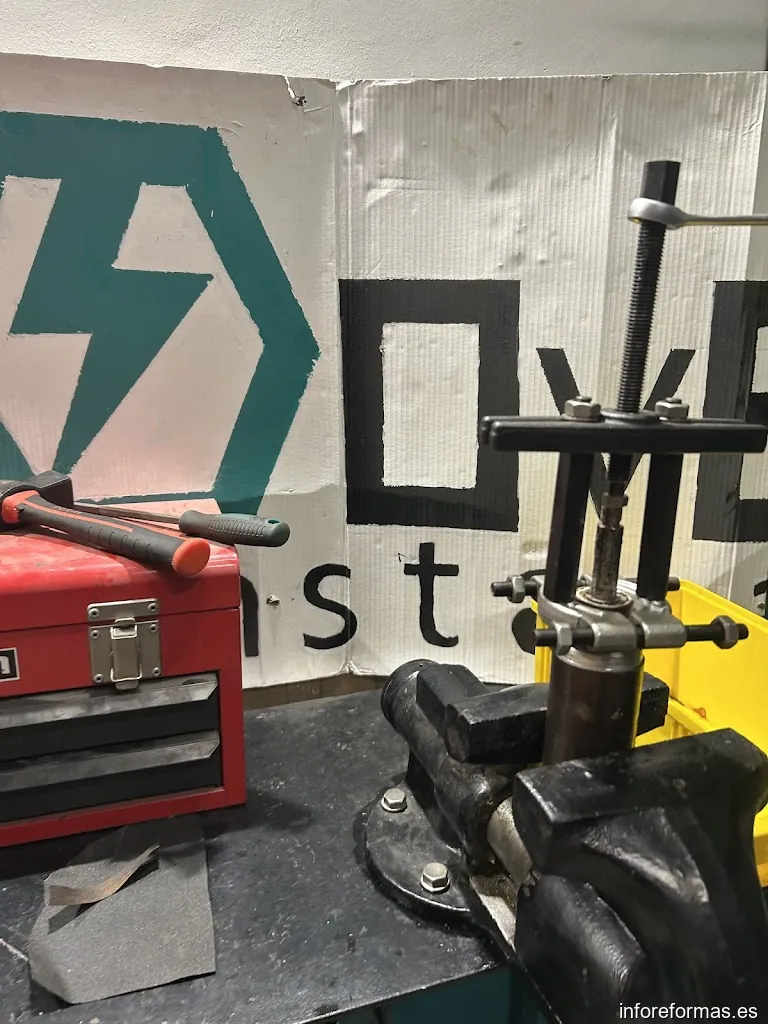 Instalaciones eléctricas y Automáticas OvEreleC