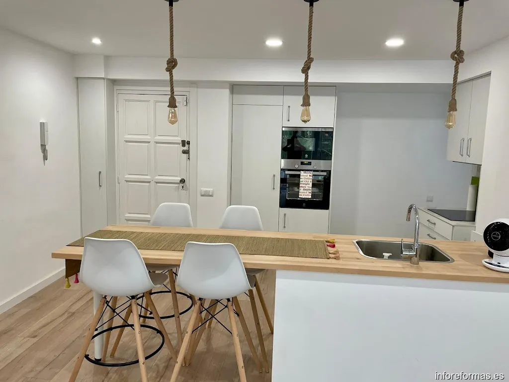 "RJB" Construcciones y Reformas Jordi Burillo, S.L.