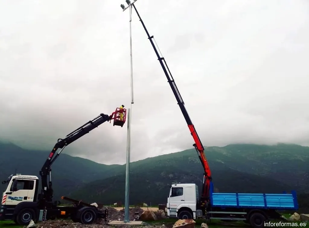 Excavaciones y Derribos Aarón Sánchez Castaño Talavera de la Reina