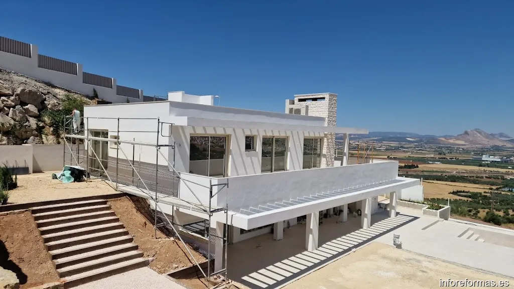 Reformas y Construcciones Henao Tirado Especialistas SATE