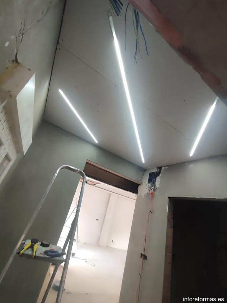 INVA - Reformas integrales, Electricidad i Fontanería